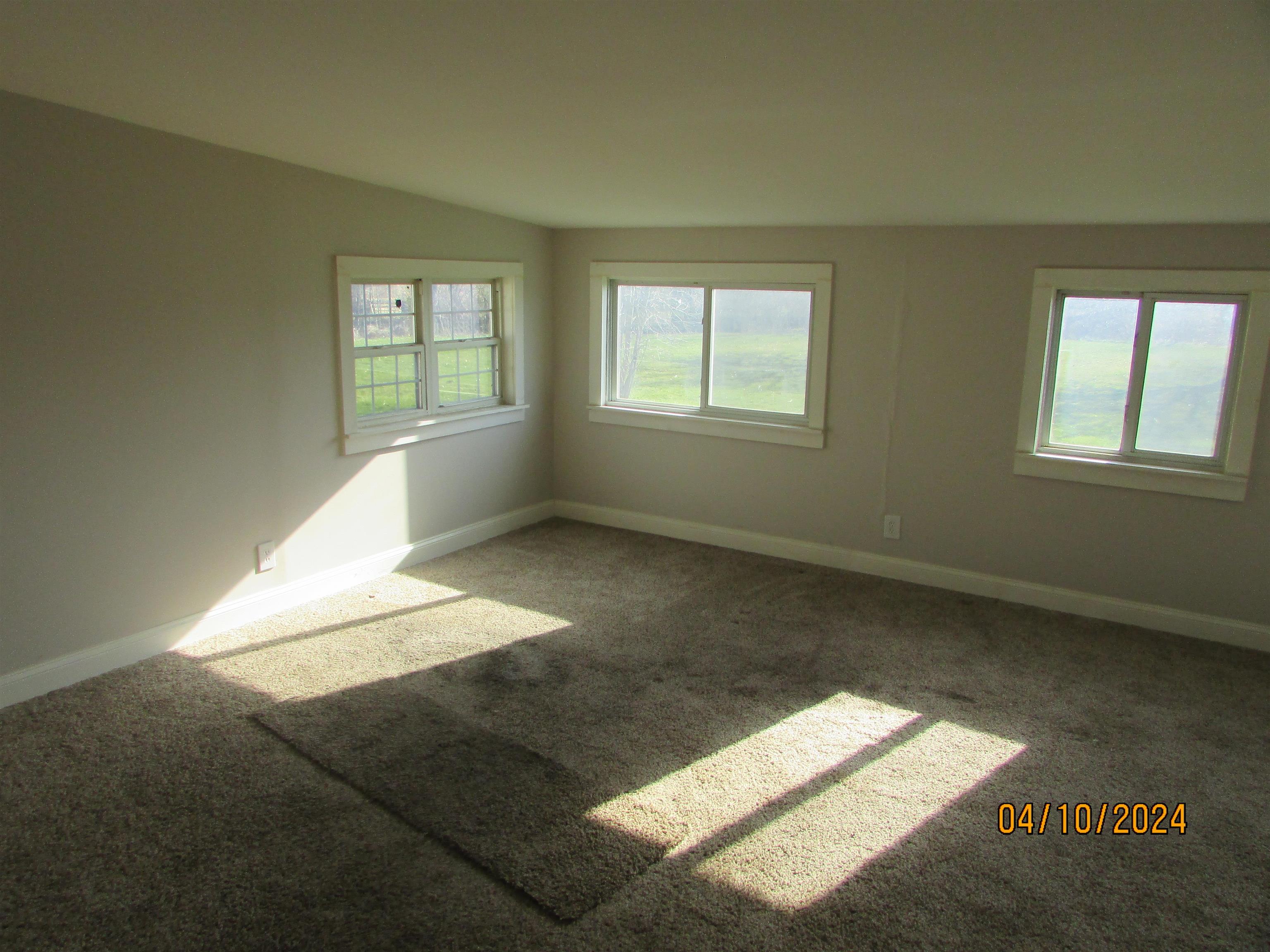 9118 Duffield Road Montrose, MI 48457 - Photo 21 of 46 50139287-e564bd61-d17d-4083-a47c-5bee9ac67821.JPG