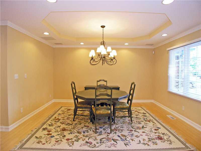 12380 Charing Cross Road Carmel, IN 46033 - Photo 3 of 22 Gallery Image 3