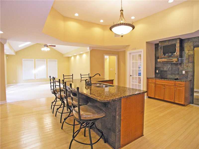 12380 Charing Cross Road Carmel, IN 46033 - Photo 10 of 22 Gallery Image 10