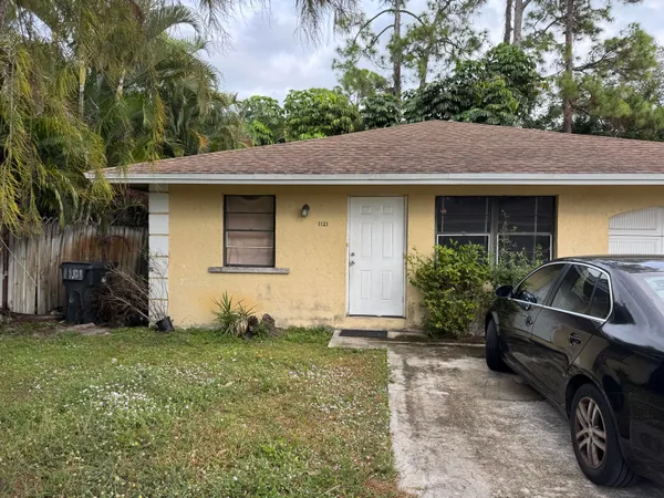 $2,345 | 1121 Goldenrod Road, Unit 1125, Wellington, FL 33414