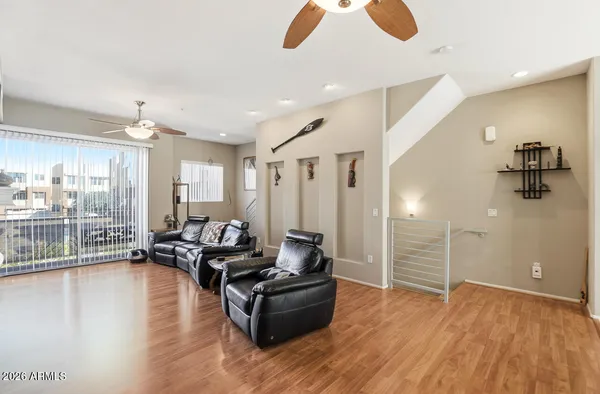 $352,900 | 6745 North 93RD Avenue, Unit 1124, Glendale, AZ 85305