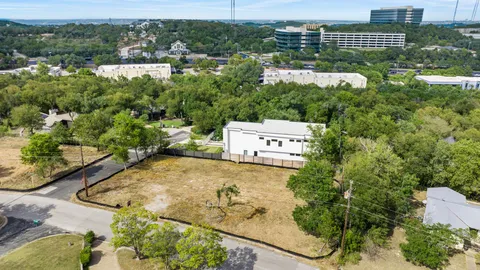 $975,000 | 6300 Forest Hills Drive, Austin, TX 78746