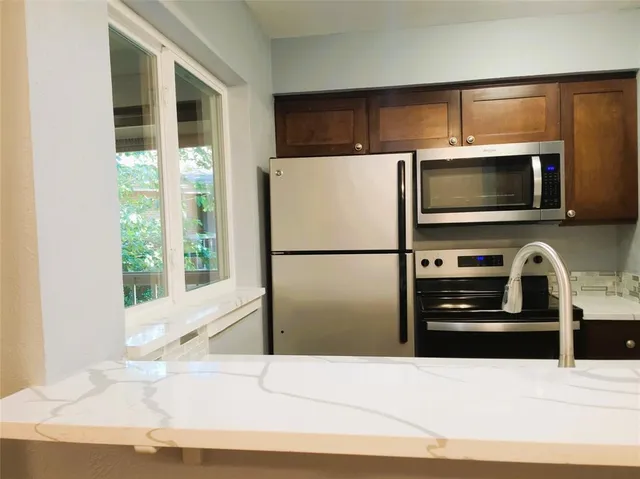 $1,600 | 5154 Amesbury Drive, Unit 227, Dallas, TX 75206