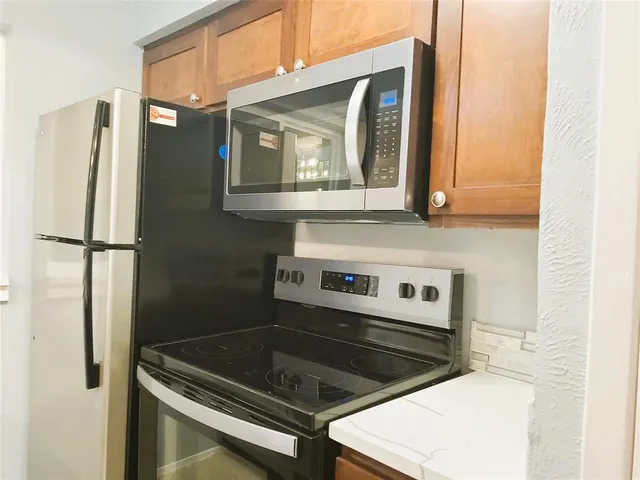 $1,600 | 5154 Amesbury Drive, Unit 227, Dallas, TX 75206