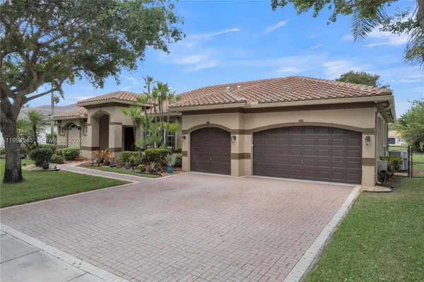 $1,400,000 | 3973 Southwest 140th Avenue, Davie, FL 33330