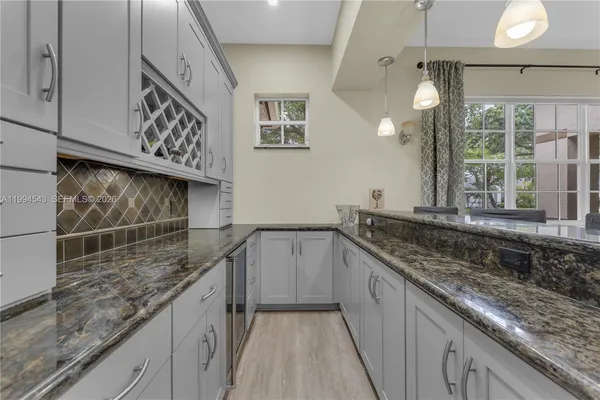 $1,400,000 | 3973 Southwest 140th Avenue, Davie, FL 33330