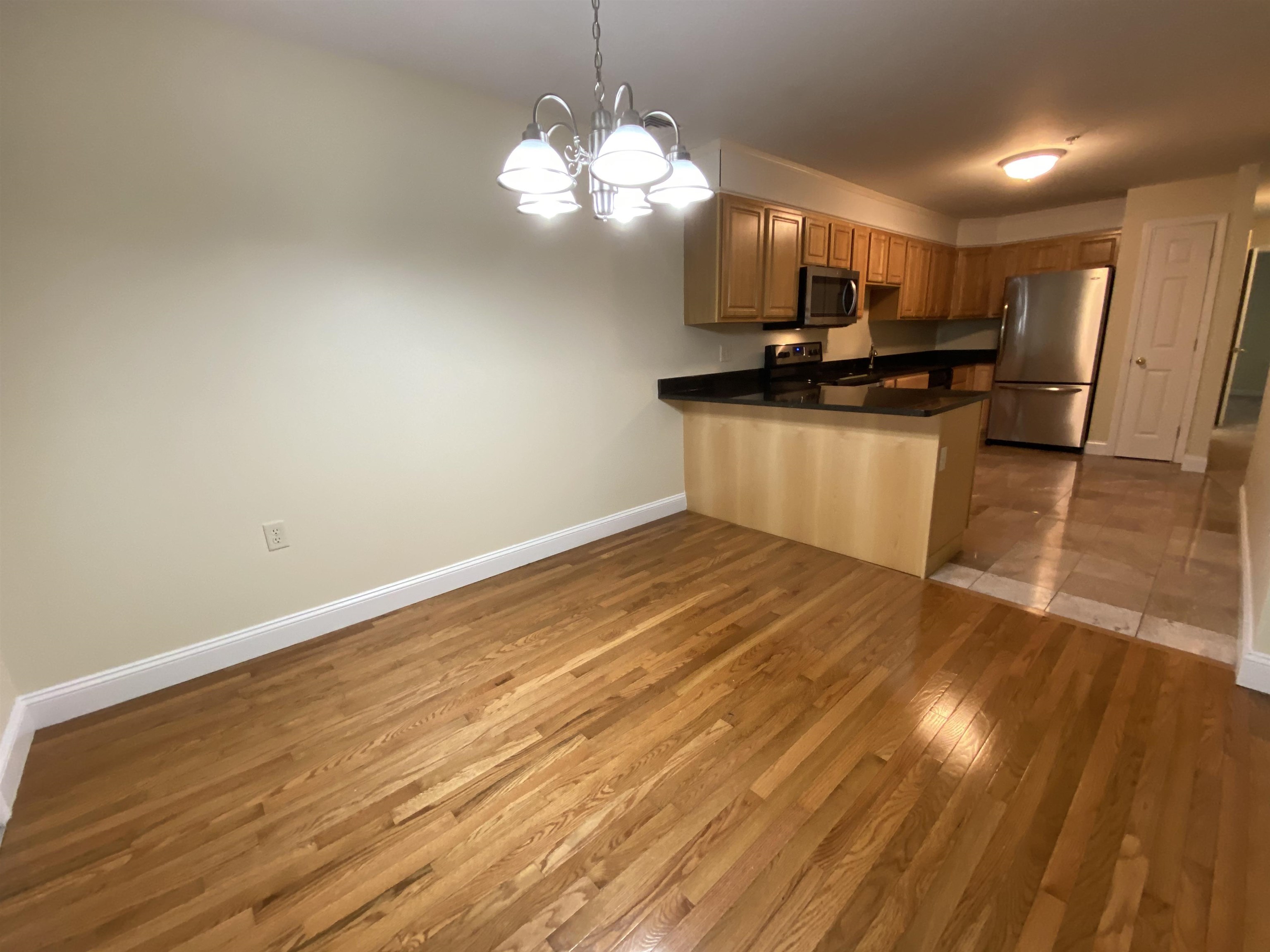 99 Mammoth Road, Unit 11 Hooksett, NH 03106 - Photo 16 of 40