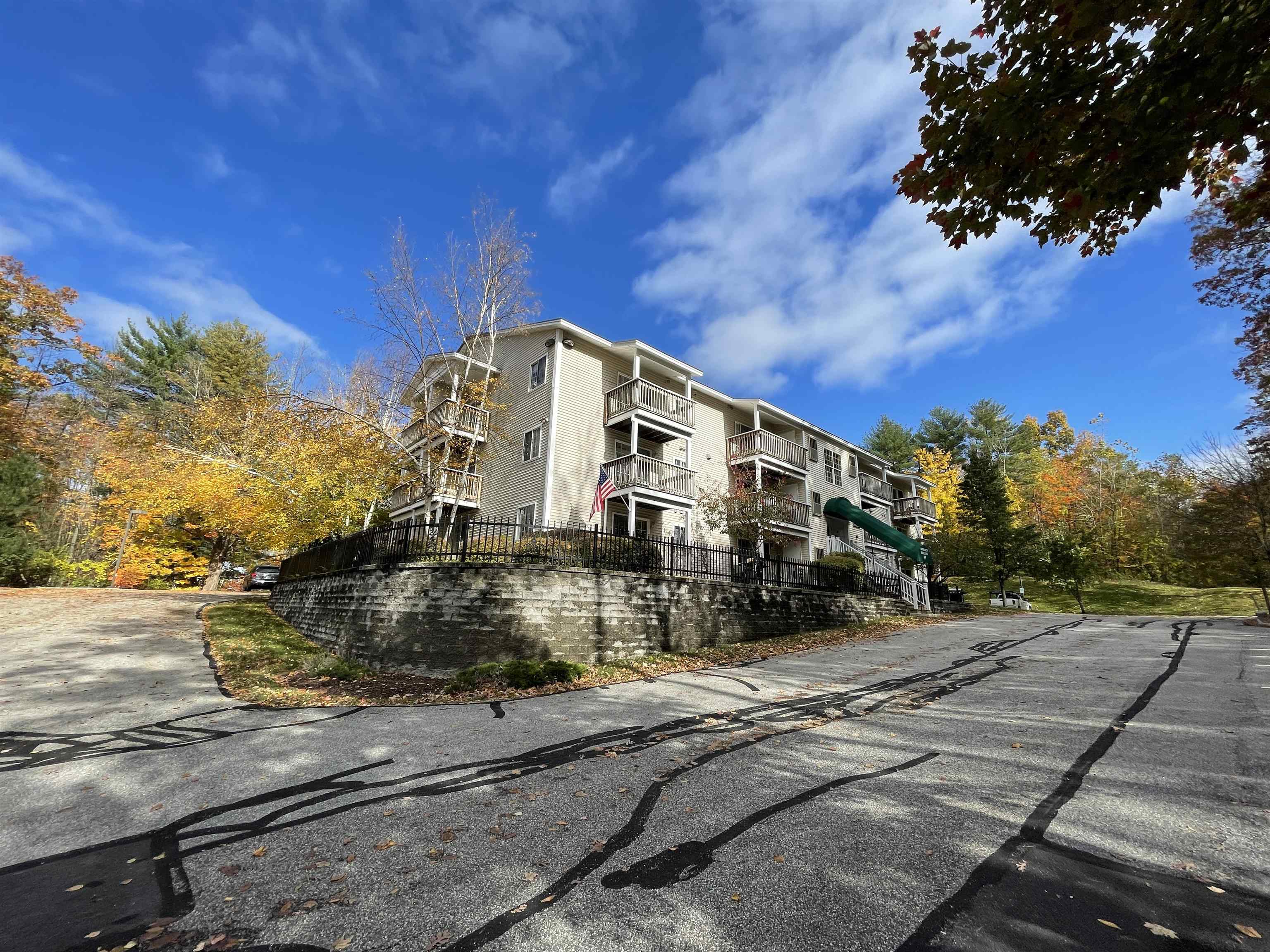 99 Mammoth Road, Unit 11 Hooksett, NH 03106 - Photo 6 of 40