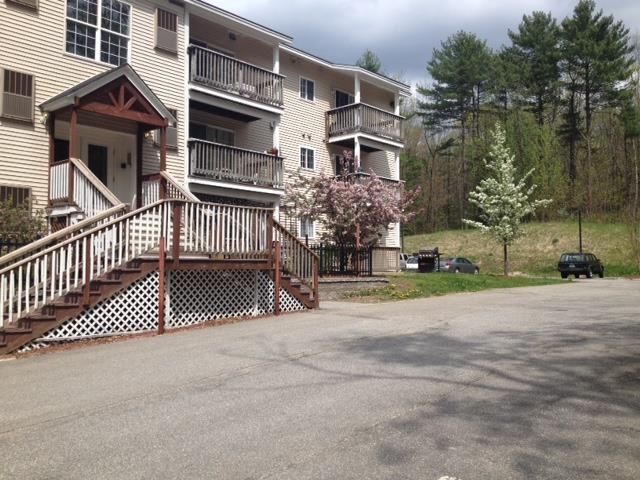 99 Mammoth Road, Unit 11 Hooksett, NH 03106 - Photo 8 of 40