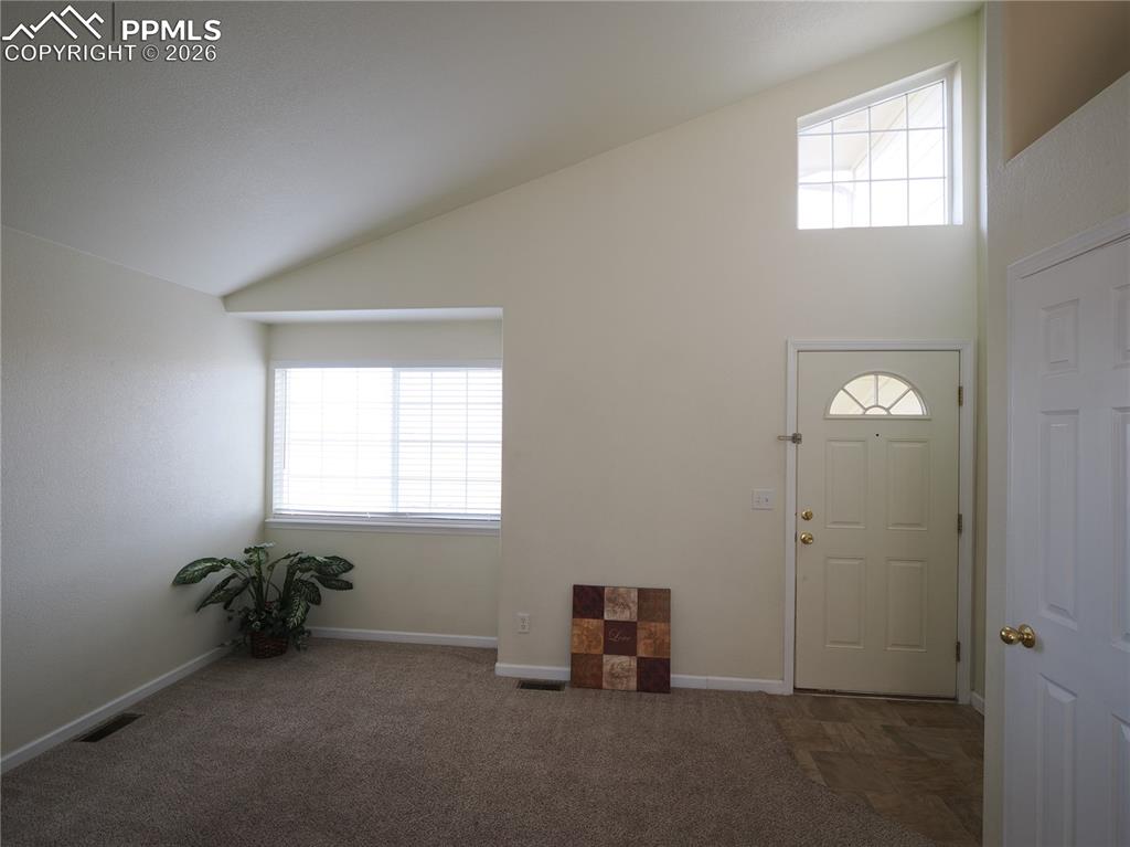 7338 Theresa Road Colorado Springs, CO 80925 - Photo 4 of 34