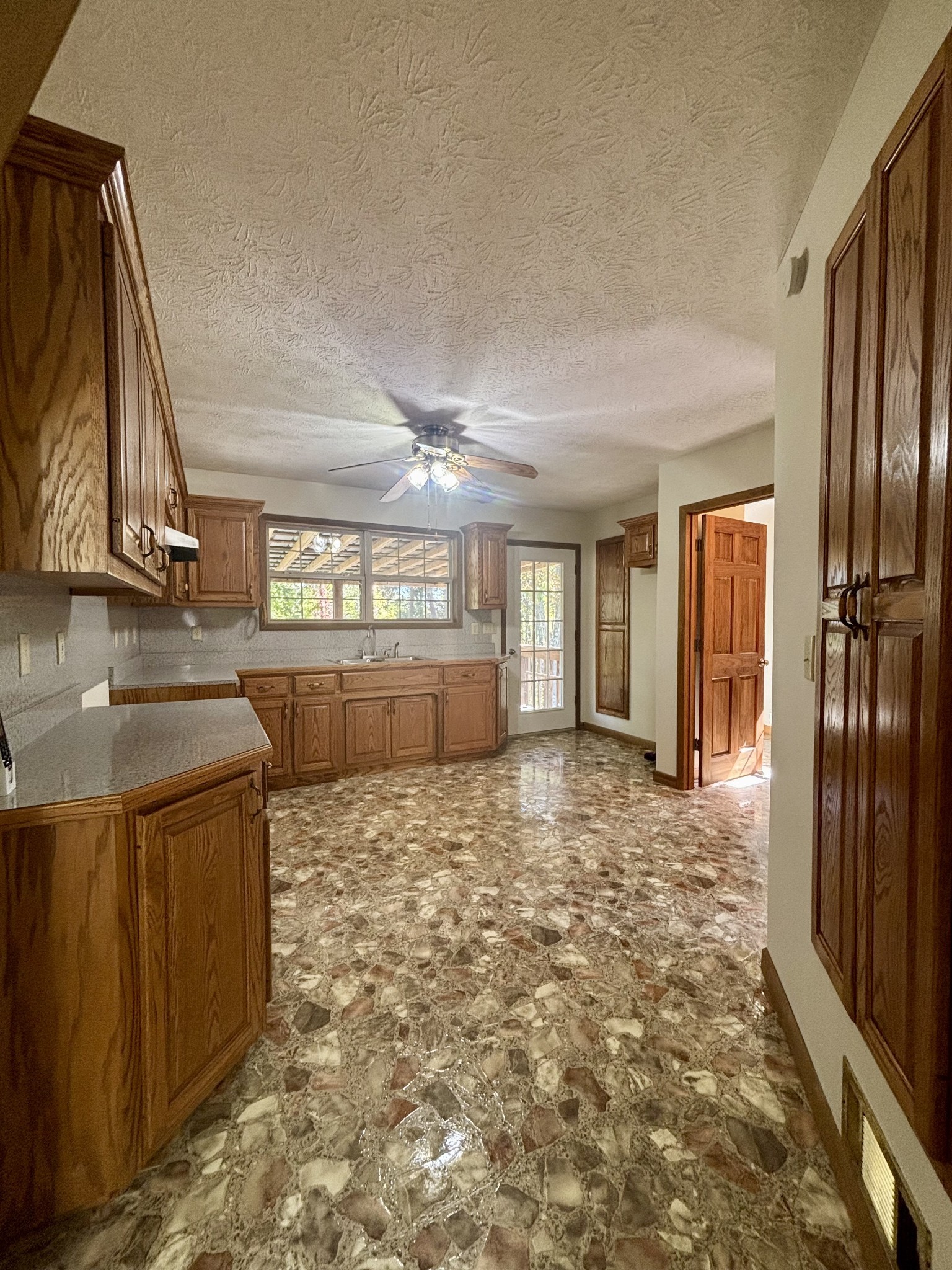 2917 Obie Adcock Road Smithville, TN 37166 - Photo 10 of 32