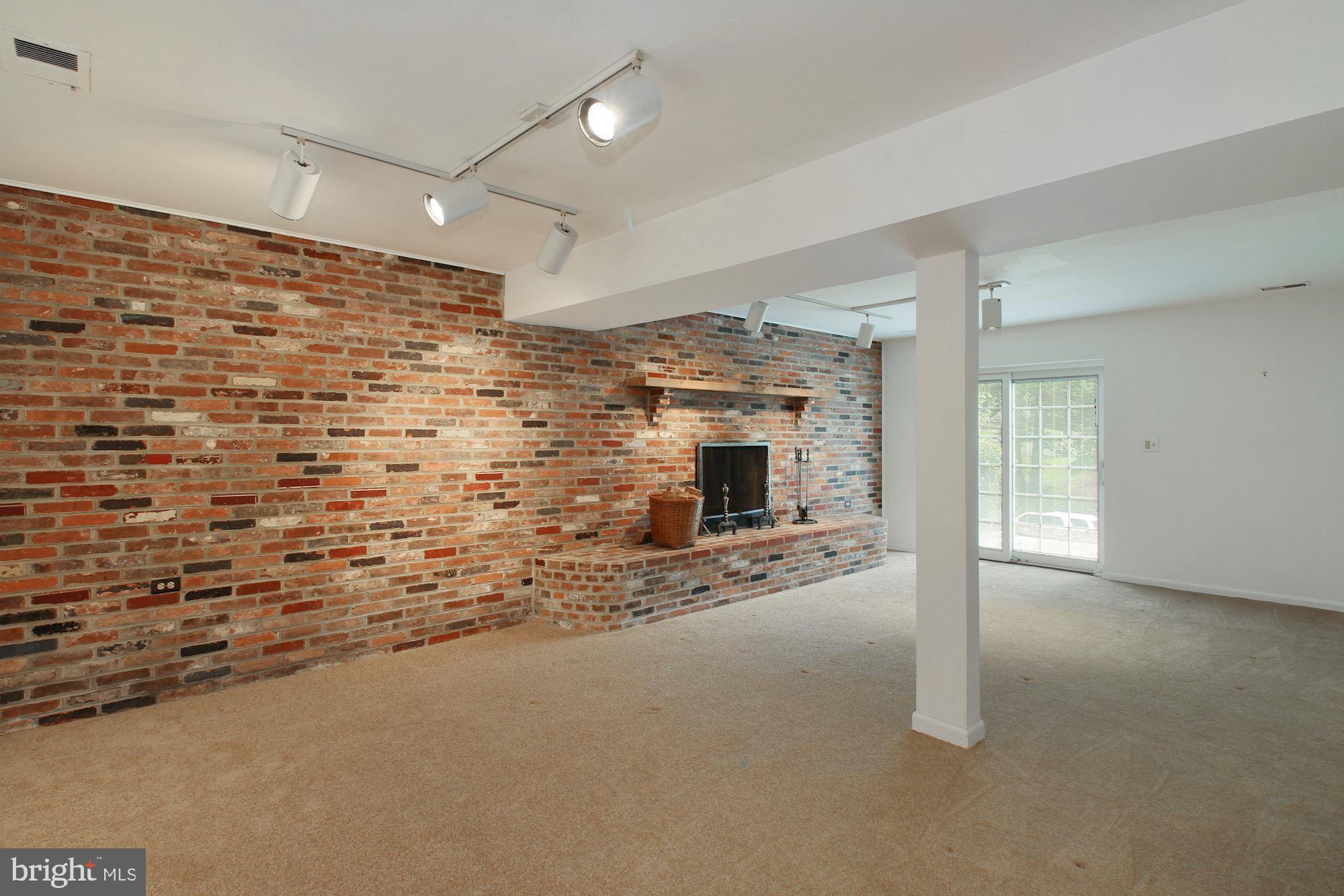 1582 Comanche Road Arnold, MD 21012 - Photo 30 of 42 Rec Room