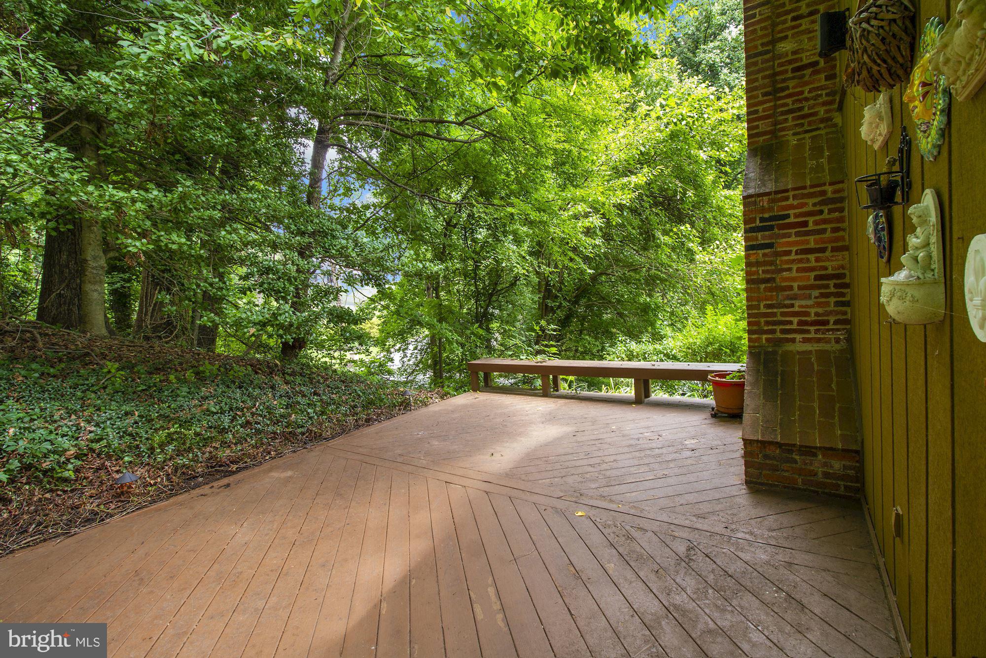 1582 Comanche Road Arnold, MD 21012 - Photo 35 of 42 Patio