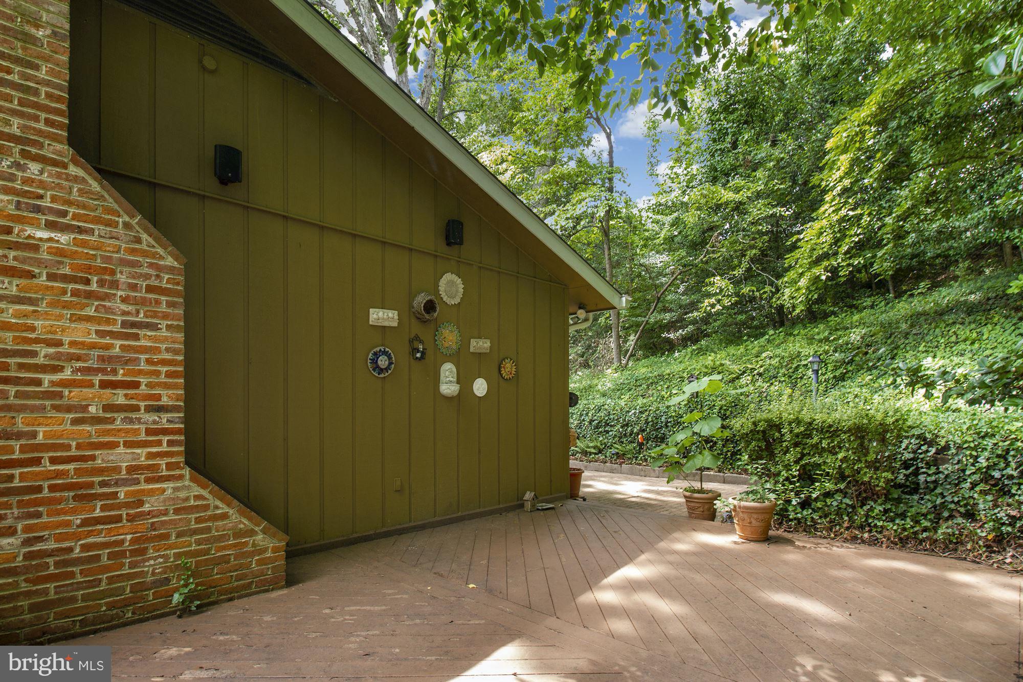 1582 Comanche Road Arnold, MD 21012 - Photo 36 of 42 Patio