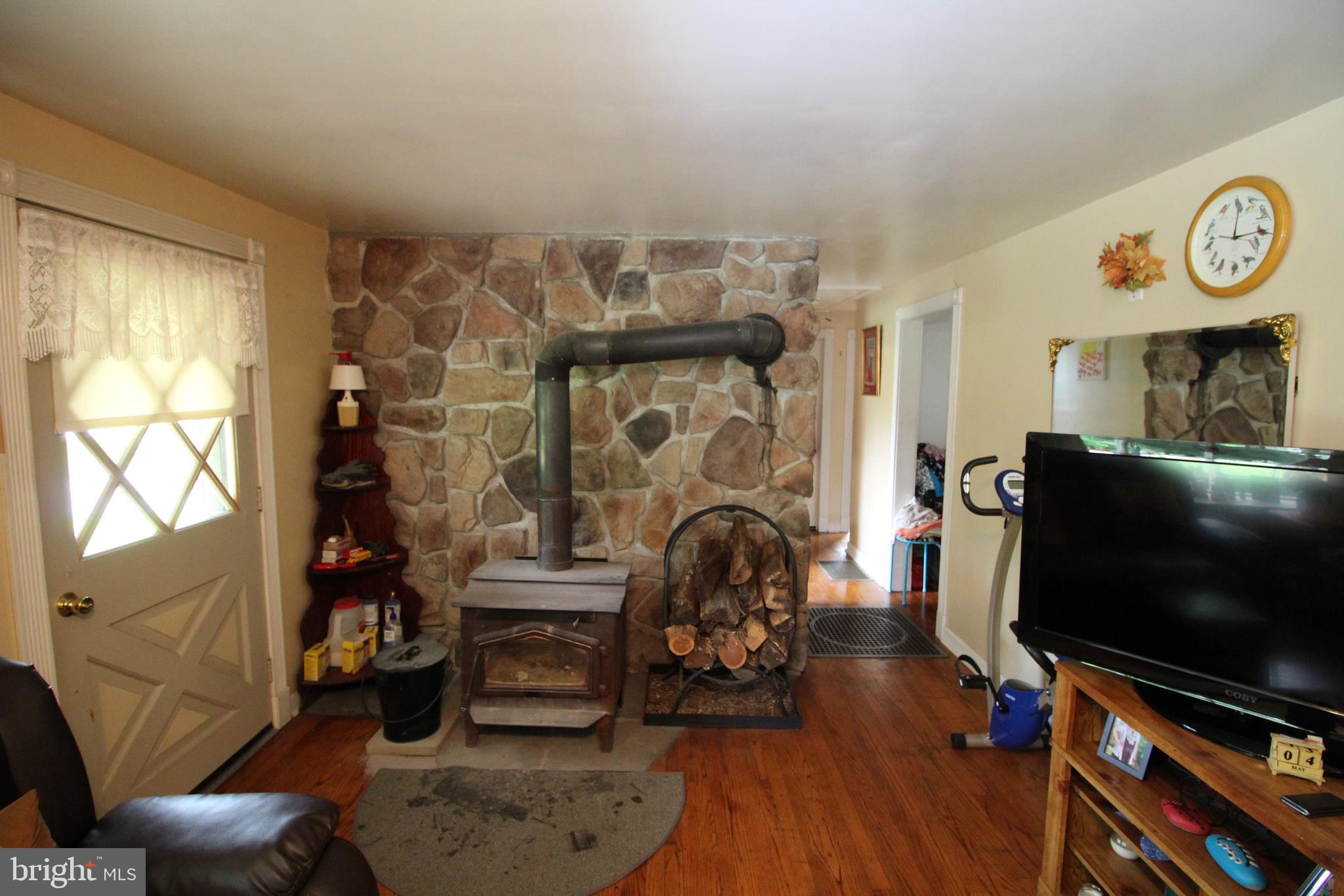 11047 Powell Road Thurmont, MD 21788 - Photo 16 of 33 Gallery Image 16
