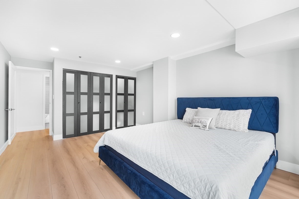 357 Commercial Street, Unit 206 Boston, MA 02109 - Photo 11 of 23