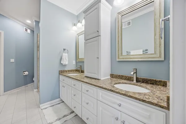 $1,100,000 | 123 50th Avenue East, West Fargo, ND 58078