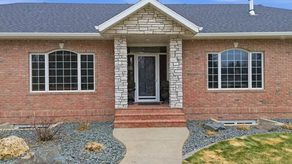 $1,100,000 | 123 50th Avenue East, West Fargo, ND 58078