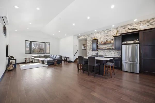 $1,100,000 | 123 50th Avenue East, West Fargo, ND 58078