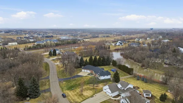 $1,100,000 | 123 50th Avenue East, West Fargo, ND 58078