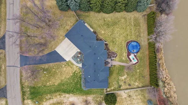 $1,100,000 | 123 50th Avenue East, West Fargo, ND 58078