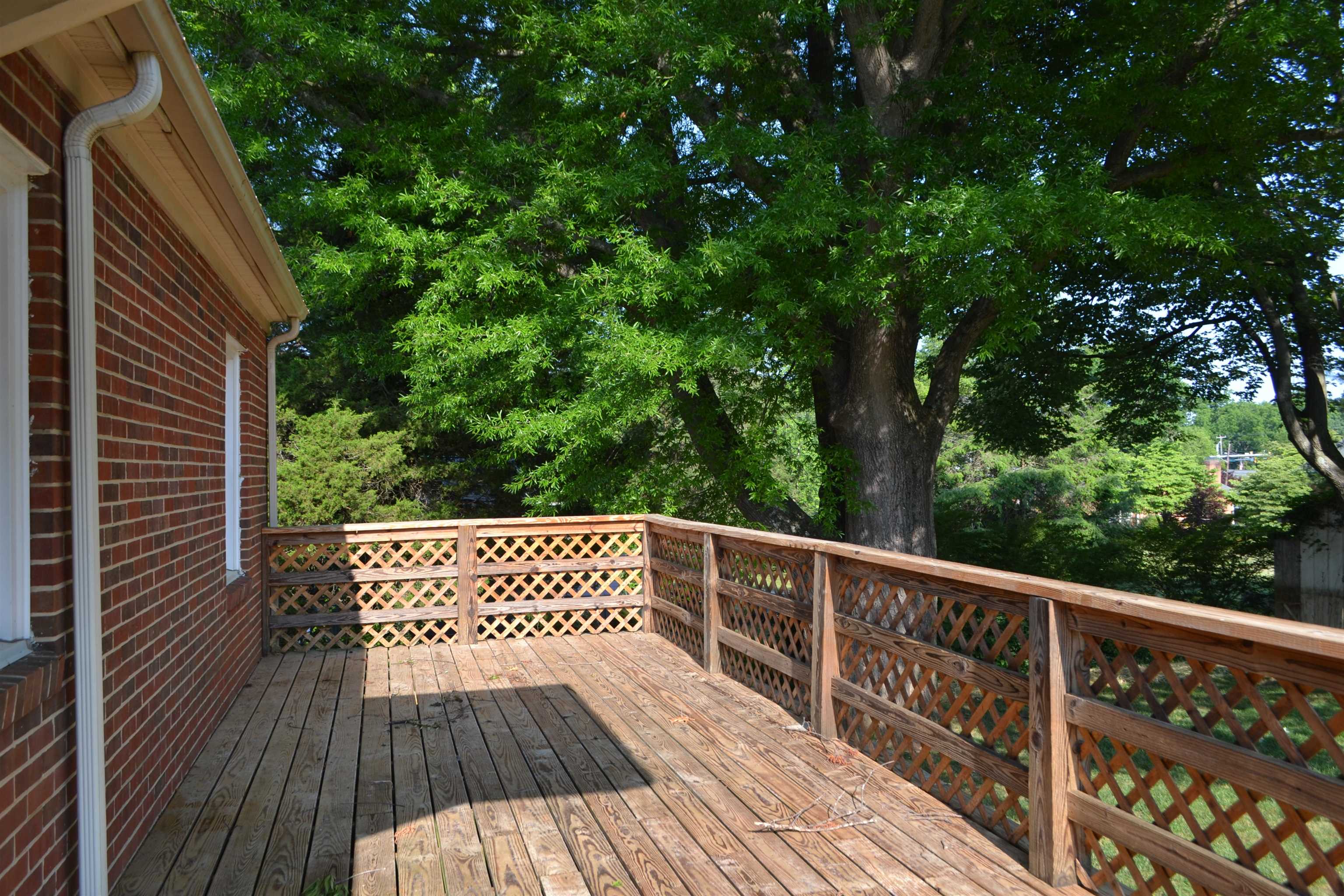891 Shawnee Road Waynesboro, VA 22980 - Photo 5 of 72 Gallery Image 5