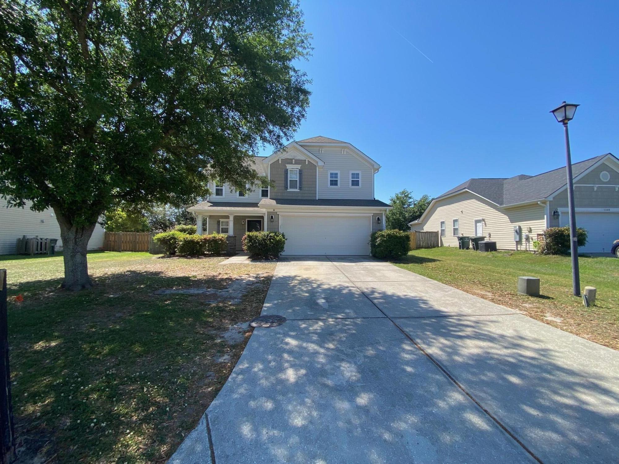 1307 Basketweaver Way Hanahan, SC 29410 - Photo 2 of 16 IMG_3536