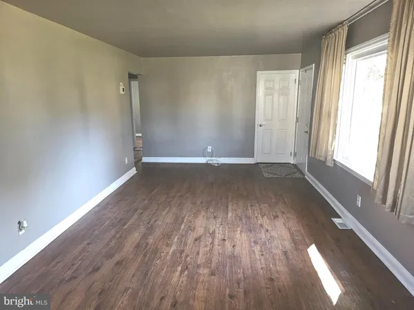 $2,500 | 11 Drexel Avenue, Stratford, NJ 08084