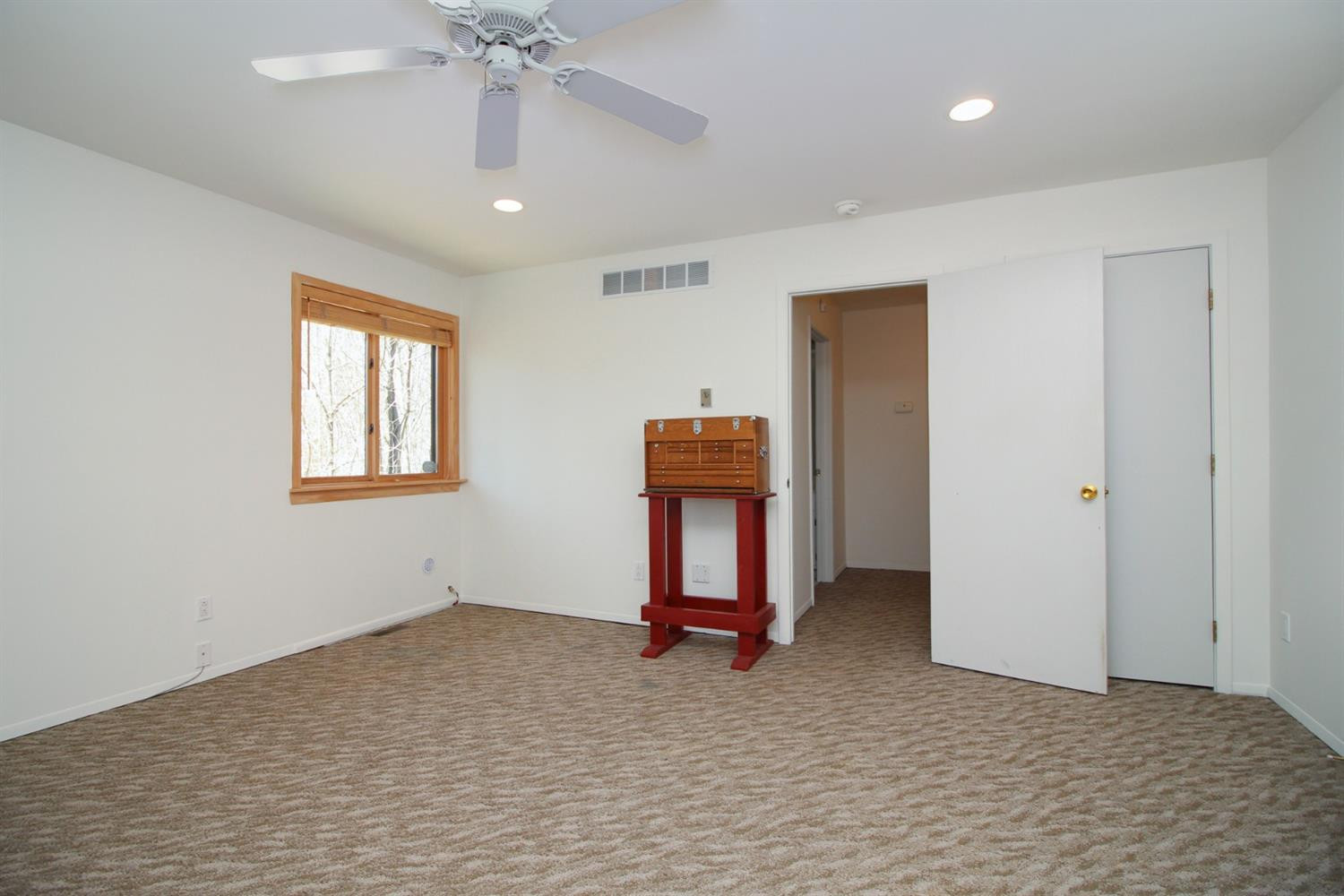 13975 Riker Road Chelsea, MI 48118 - Photo 9 of 25 Photo 9