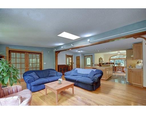 34 May Brook Road Holland, MA 01521 - Photo 22 of 37