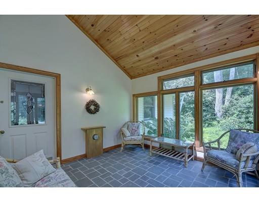 34 May Brook Road Holland, MA 01521 - Photo 5 of 37