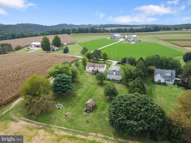 a view of outdoor space and city view