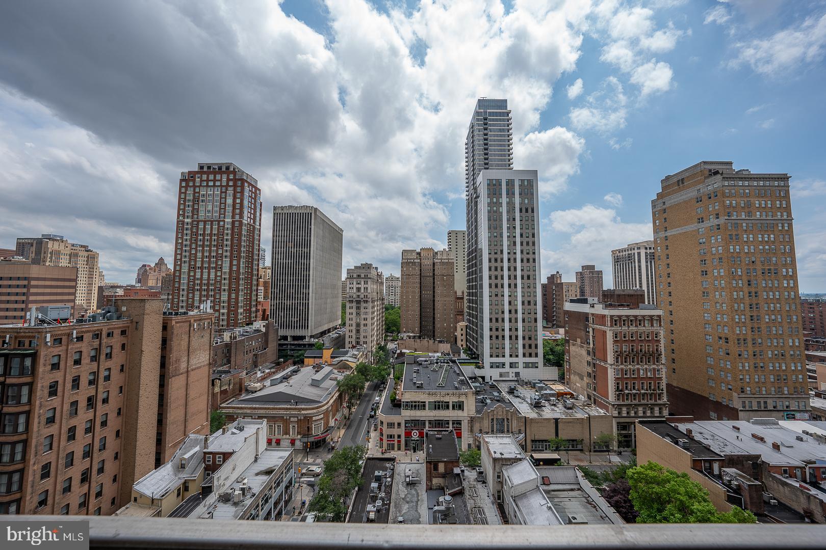 1919 Chestnut Street, Unit 1606 Philadelphia, PA 19103 - Photo 14 of 23