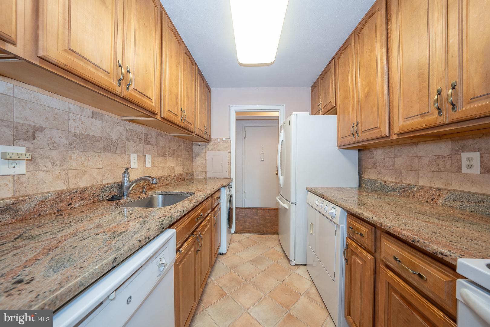 1919 Chestnut Street, Unit 1606 Philadelphia, PA 19103 - Photo 5 of 23