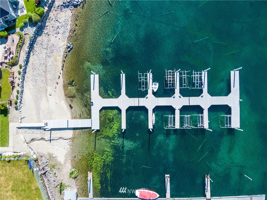 100 Wall Street Manson, WA 98831 - Photo 14 of 20 a view of building with garden