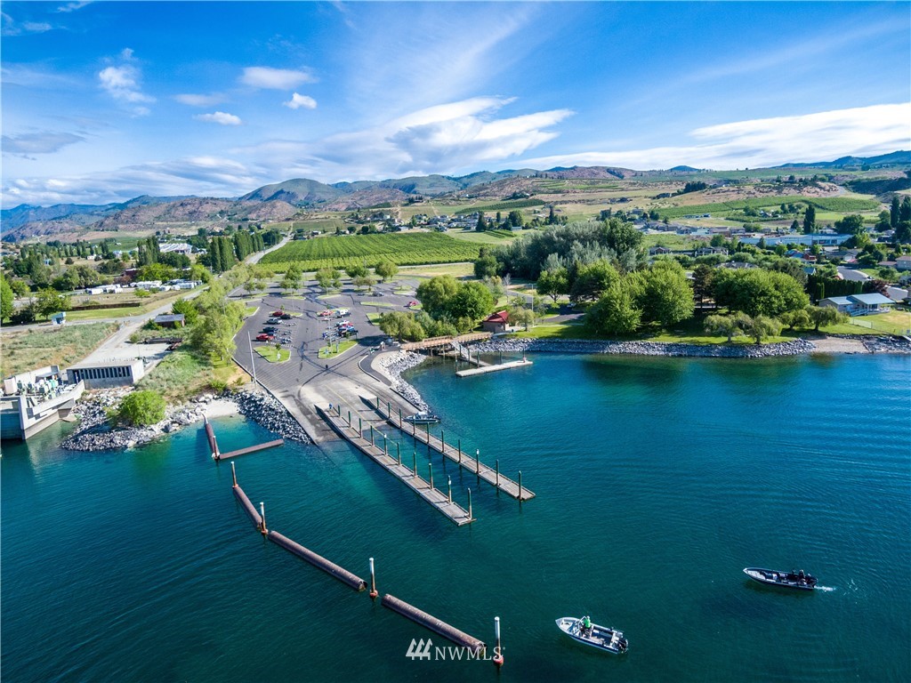 100 Wall Street Manson, WA 98831 - Photo 17 of 20 a view of a city with lake view