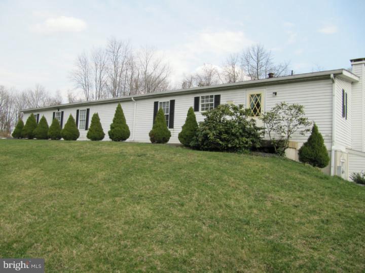 2896 Ridge Road Elverson, PA 19520 - Photo 2 of 19 Exterior Back