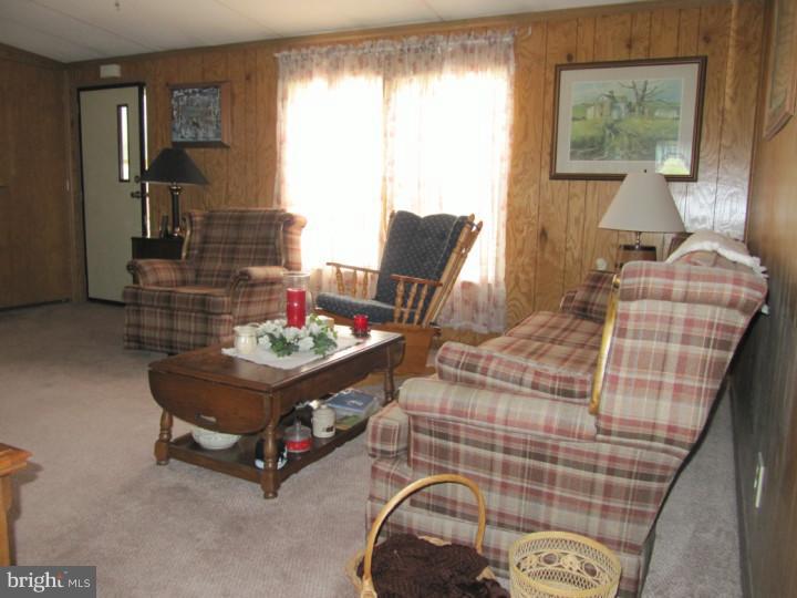 2896 Ridge Road Elverson, PA 19520 - Photo 8 of 19 Living Room