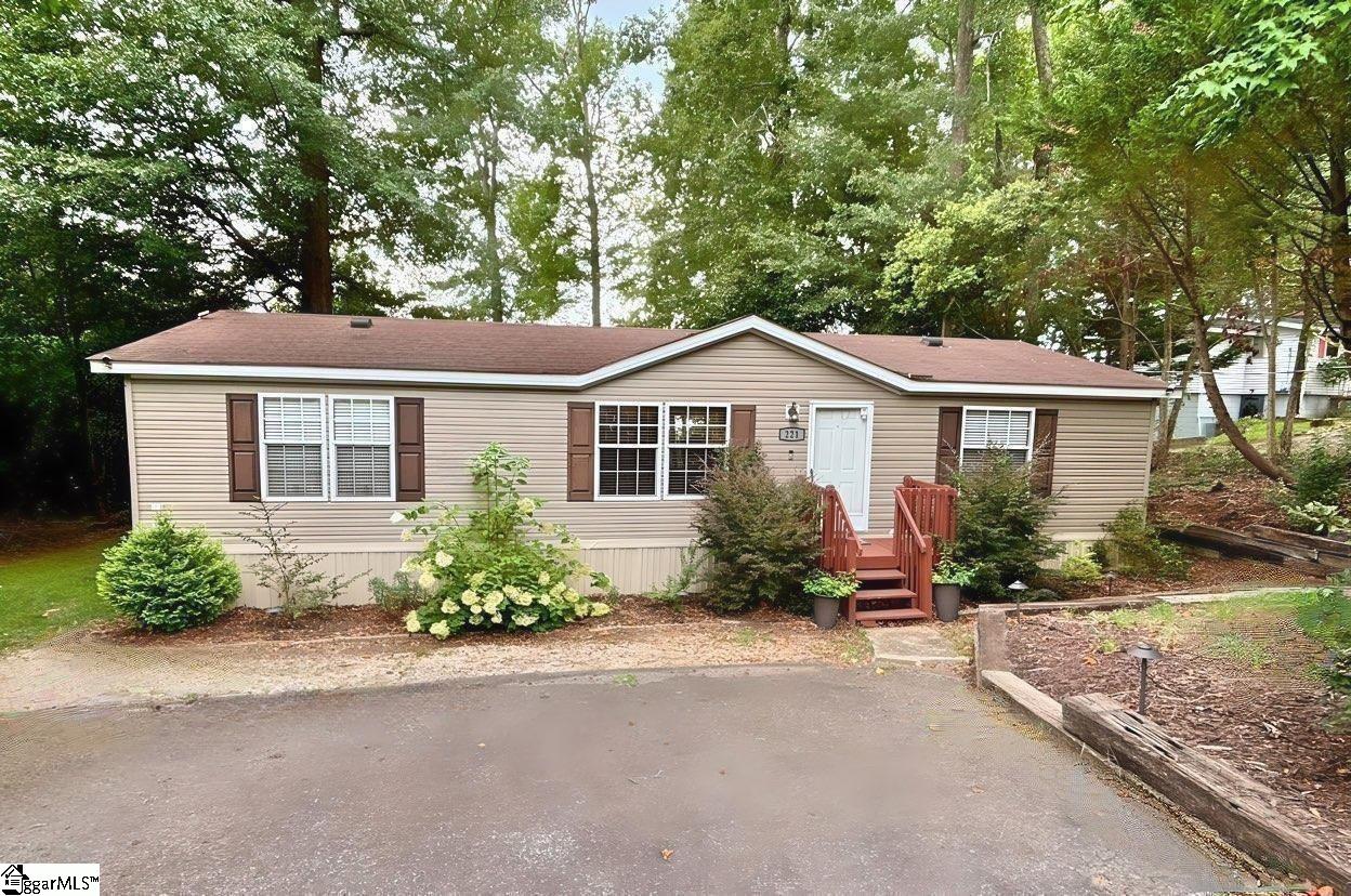 221 Lyman Lake Road Lyman, SC 29365 - Photo 2 of 25