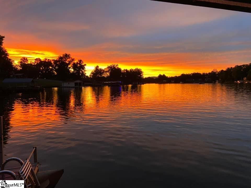 221 Lyman Lake Road Lyman, SC 29365 - Photo 3 of 25