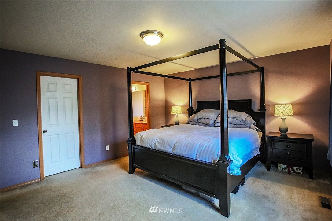 2844 Harris Road Southeast Port Orchard, WA 98366 - Photo 13 of 25 Gallery Image 13