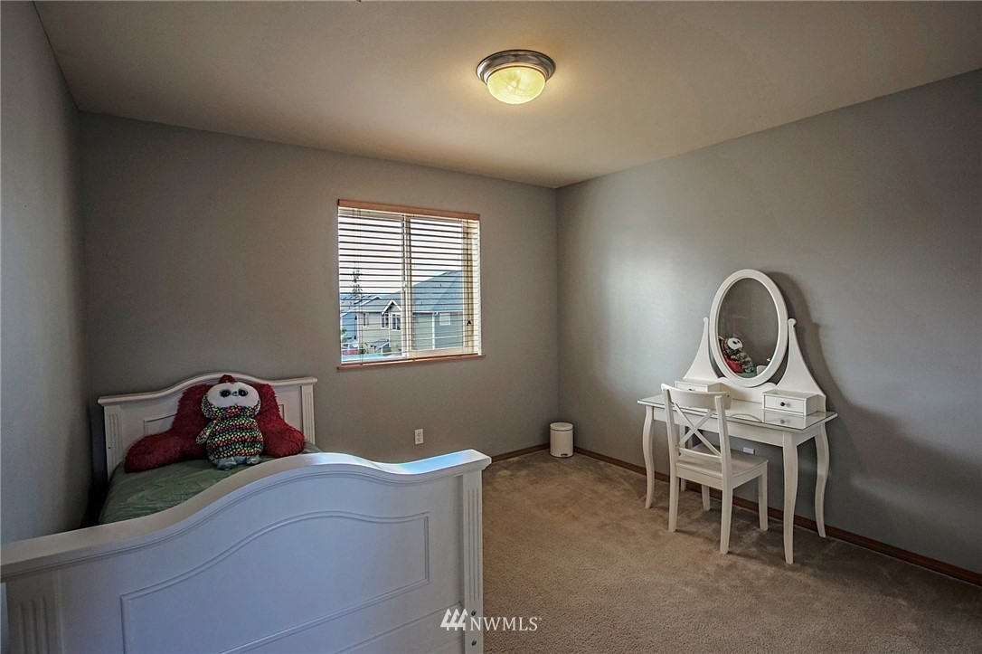 2844 Harris Road Southeast Port Orchard, WA 98366 - Photo 17 of 25 Gallery Image 17