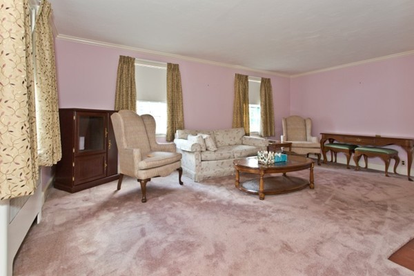 29 Sargent Road Winchester, MA 01890 - Photo 8 of 24 Gallery Image 8