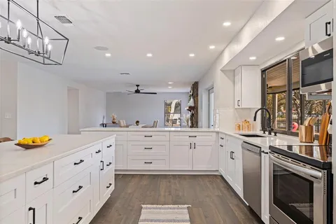 $895,000 | 8950 Baywood Park Drive, Seminole, FL 33777