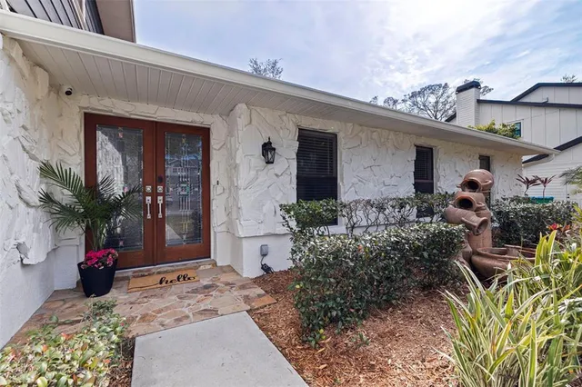 $895,000 | 8950 Baywood Park Drive, Seminole, FL 33777