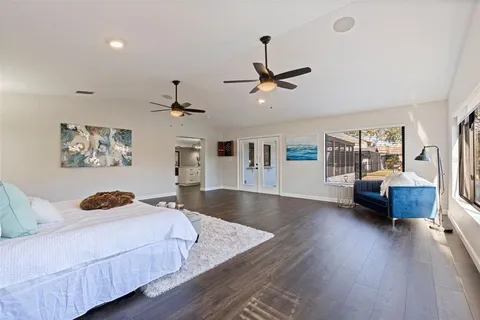 $895,000 | 8950 Baywood Park Drive, Seminole, FL 33777