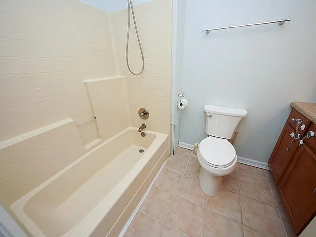 $2,400 | 1984 Varner Street, Summerville, SC 29486