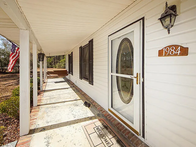 $2,400 | 1984 Varner Street, Summerville, SC 29486