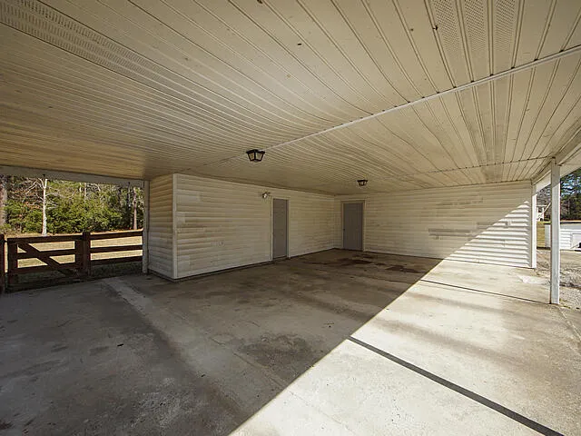 $2,400 | 1984 Varner Street, Summerville, SC 29486