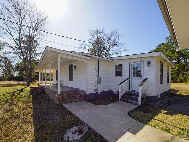 $2,400 | 1984 Varner Street, Summerville, SC 29486